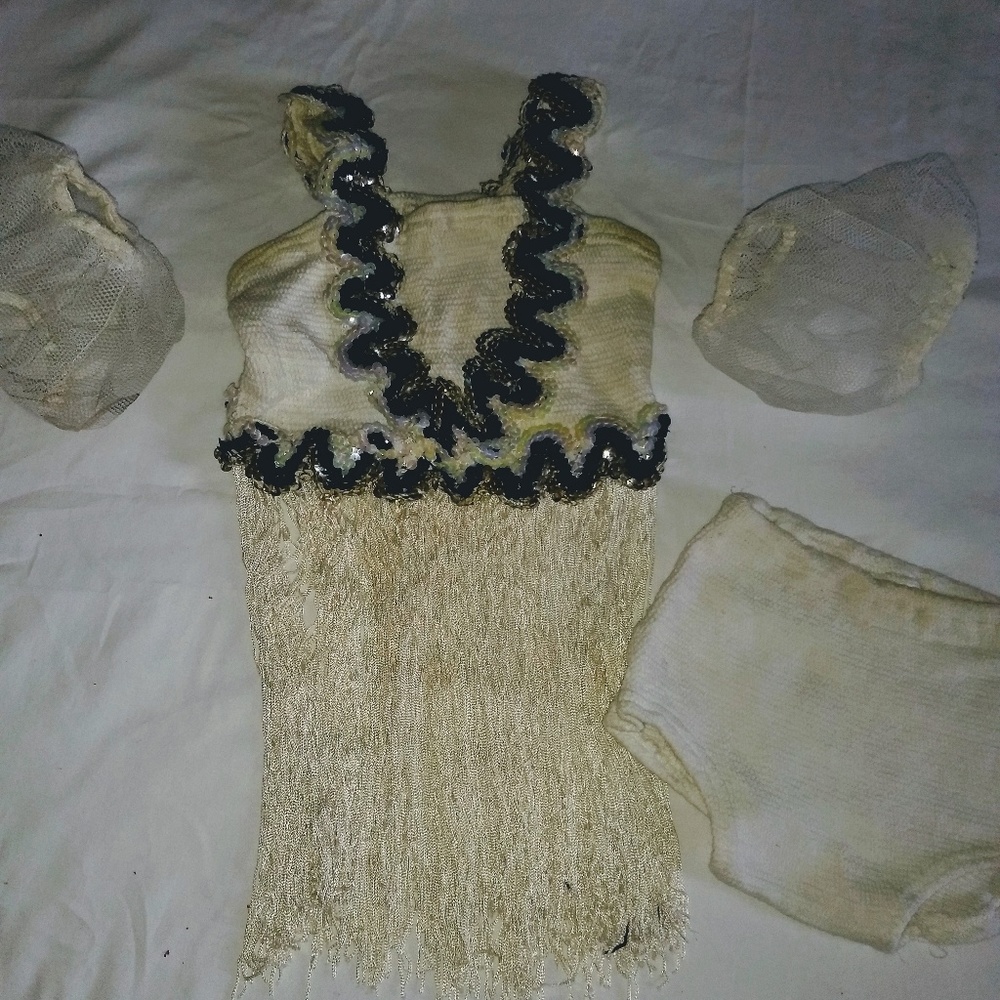 Girls costume